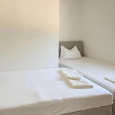Apartment Cozy In With Wifi Povljana